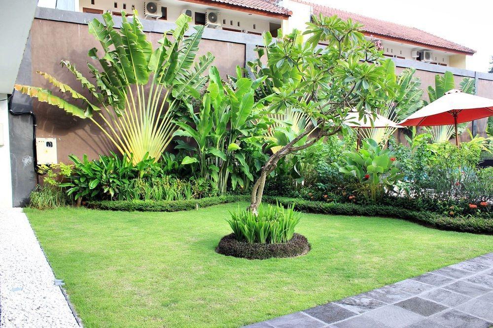 Budhi Hotel Kuta Lombok Exterior foto