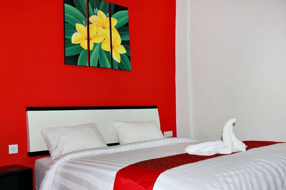 Budhi Hotel Kuta Lombok Exterior foto