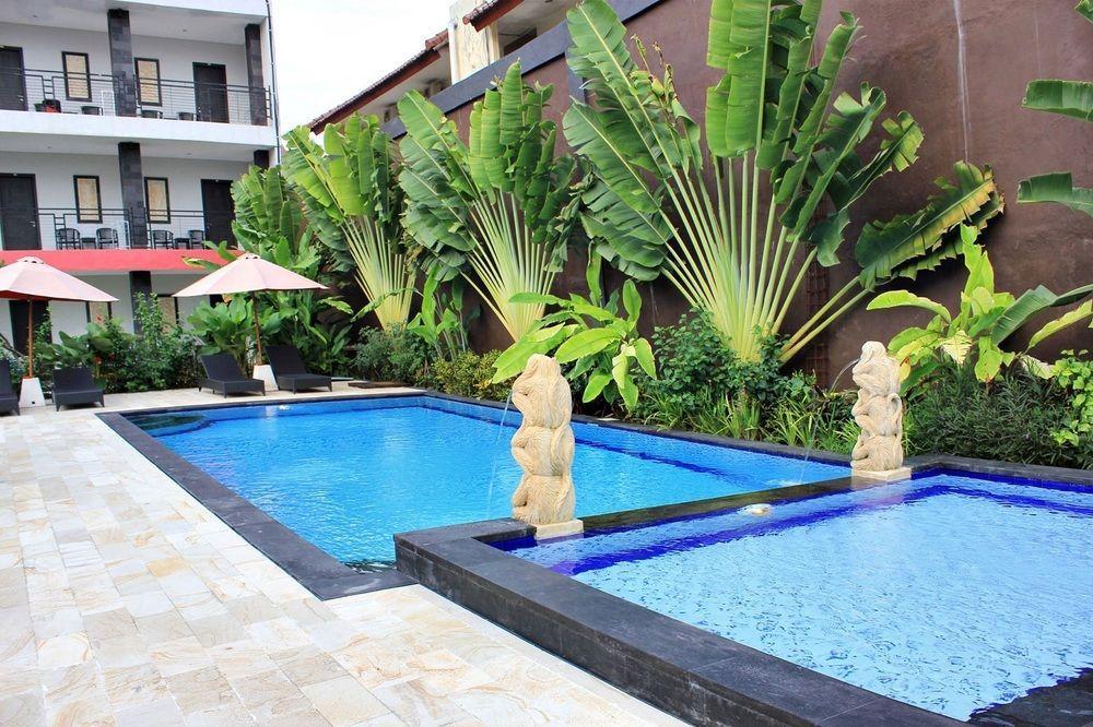 Budhi Hotel Kuta Lombok Exterior foto