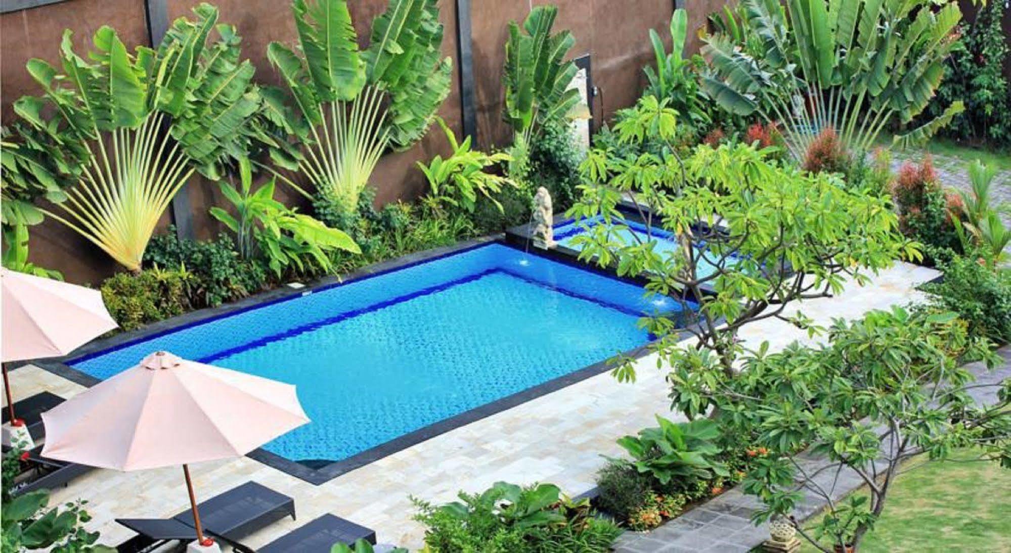 Budhi Hotel Kuta Lombok Exterior foto